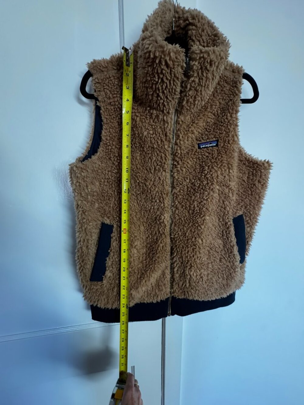 Patagonia Dusty Mesa Teddy Vest Size L Style 25120 - Picture 6 of 6